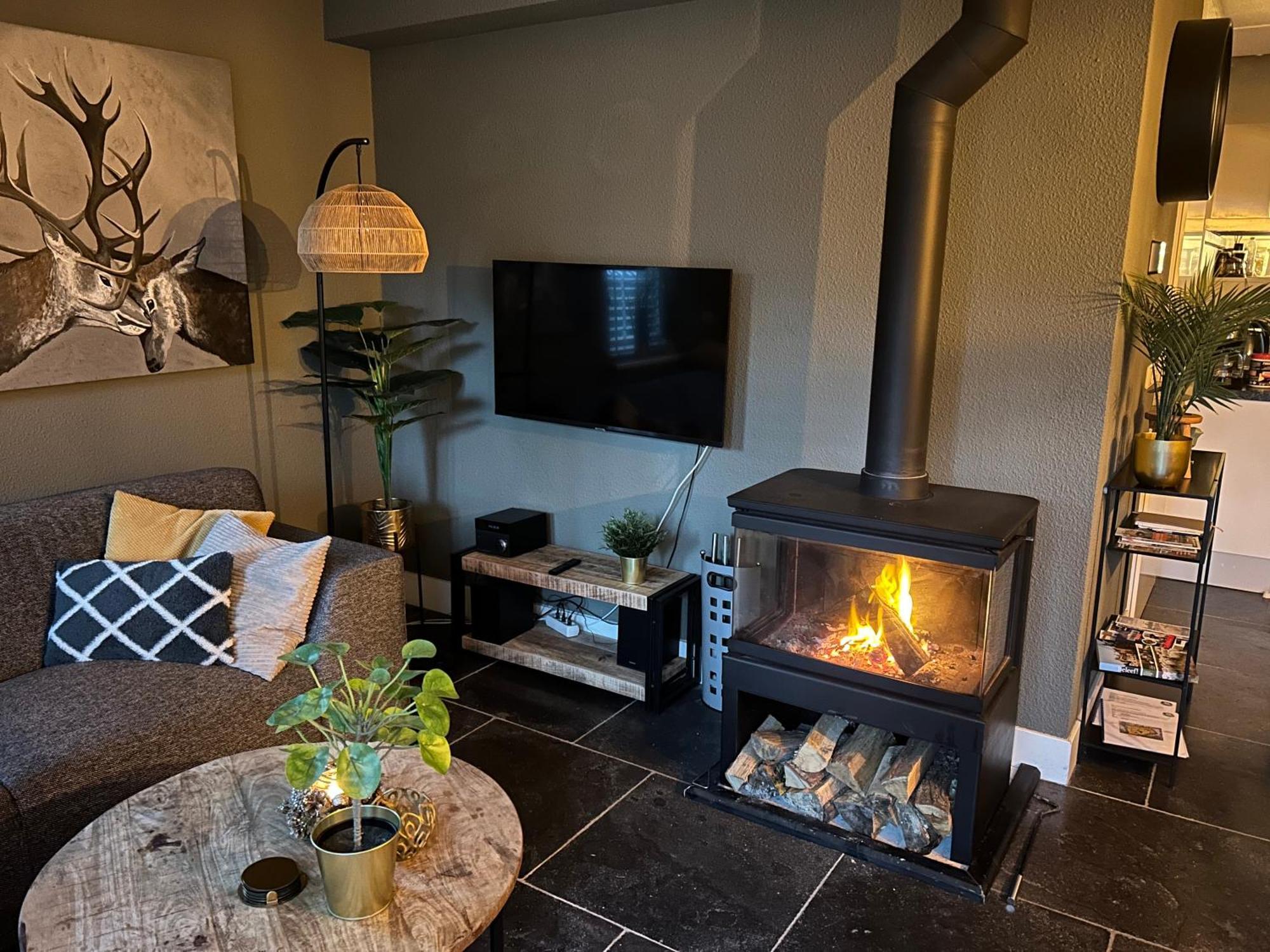 卢特伦Bosboerderij De Goudsberg Met Hottub In Tuin别墅 外观 照片
